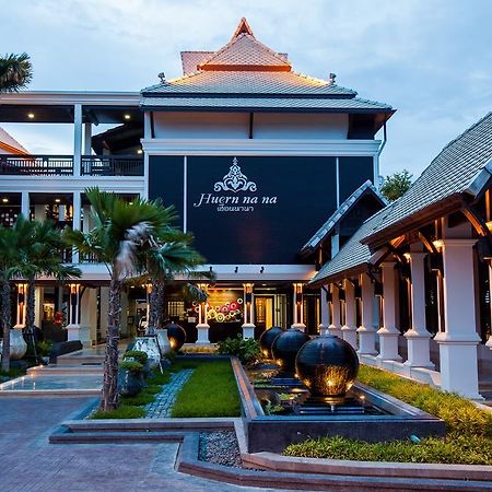 Huernnana Boutique Hotel Пхрэ Экстерьер фото