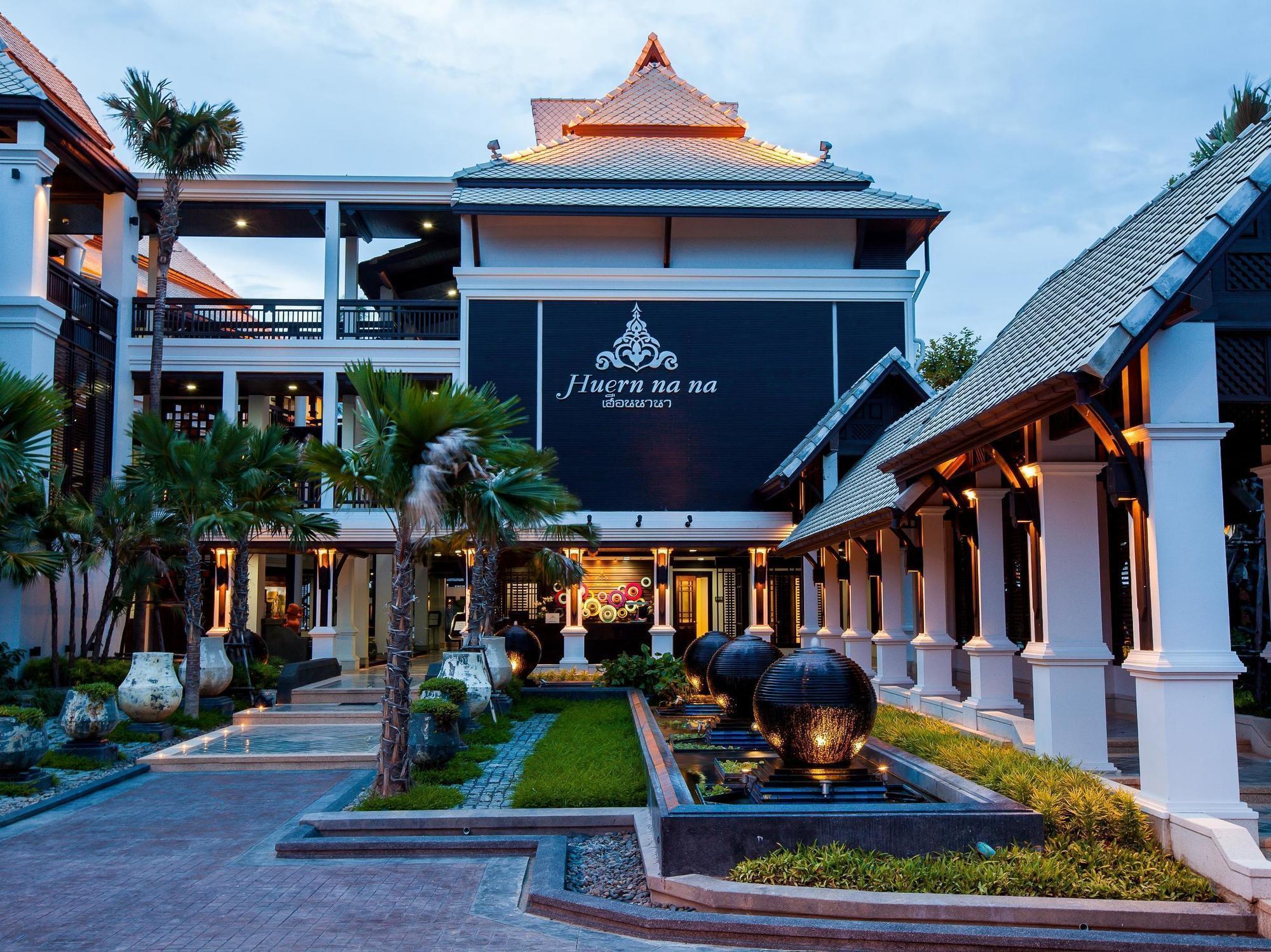 Huernnana Boutique Hotel Пхрэ Экстерьер фото