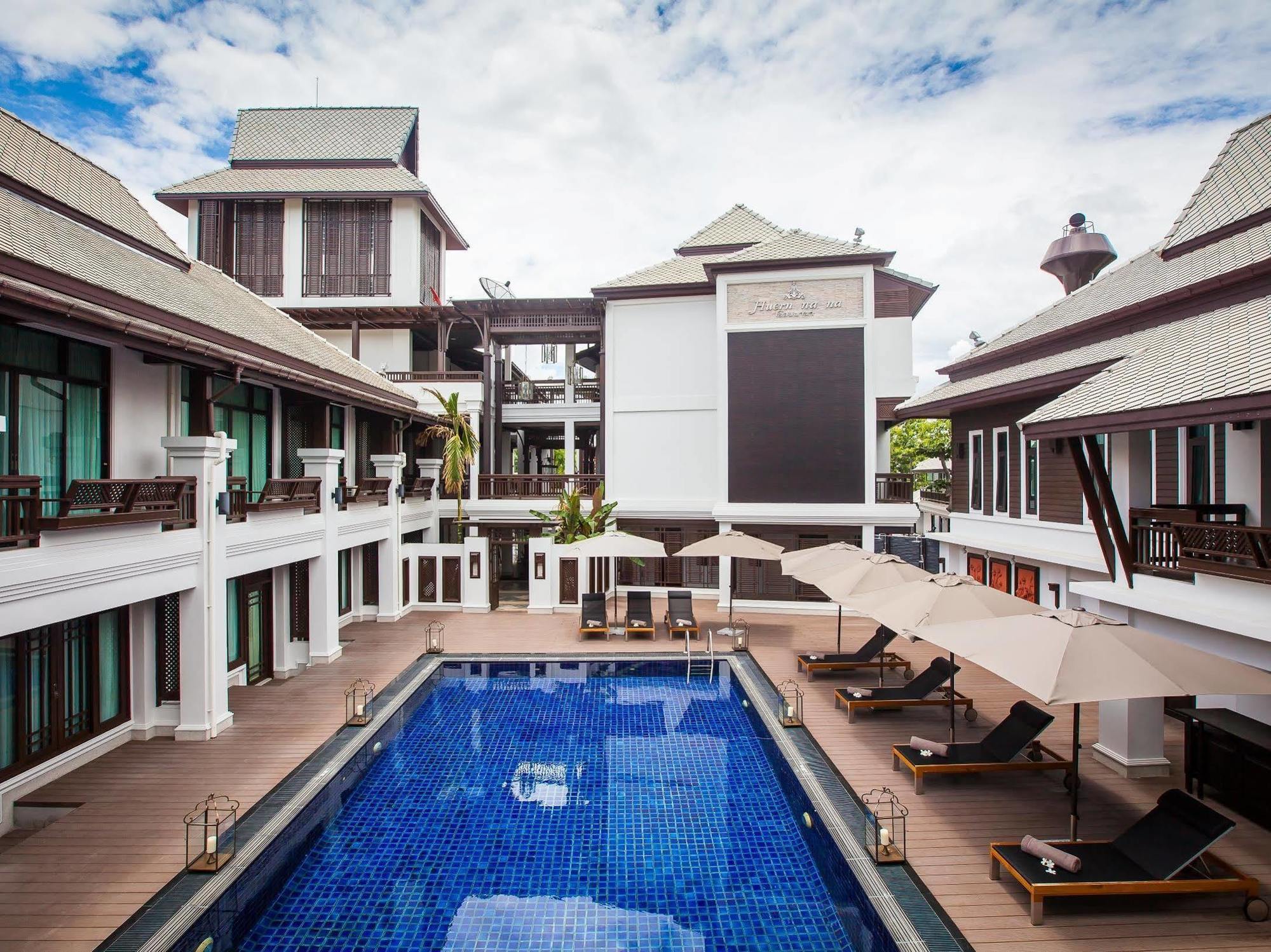 Huernnana Boutique Hotel Пхрэ Экстерьер фото
