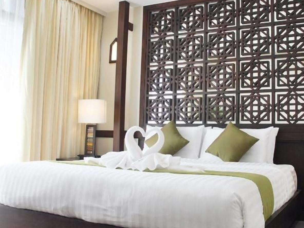 Huernnana Boutique Hotel Пхрэ Экстерьер фото
